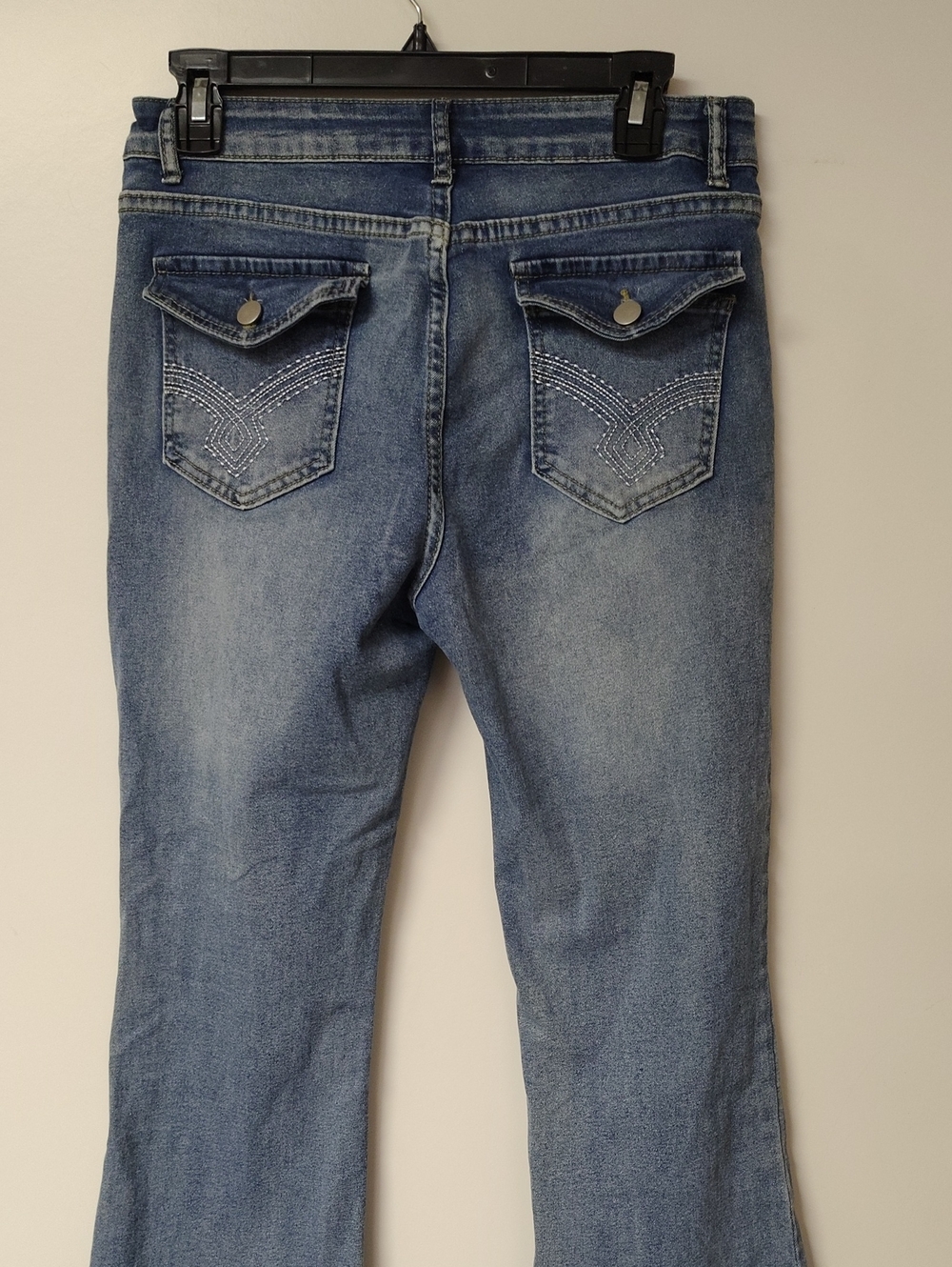 Women's Mid Wash Blue Jeans with Embroidered Flap Pockets